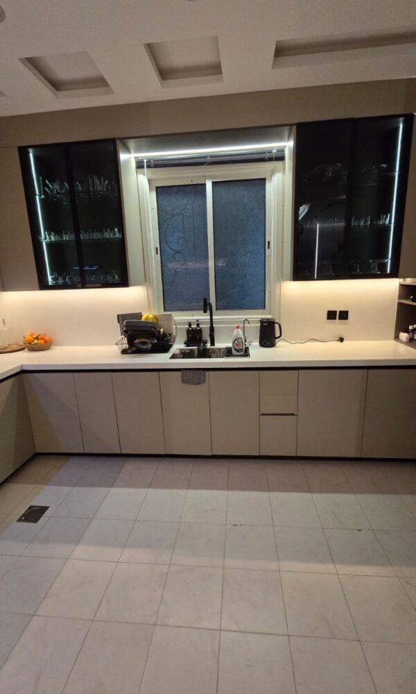 Photo 2025 12 25 16 20 52 600x1000